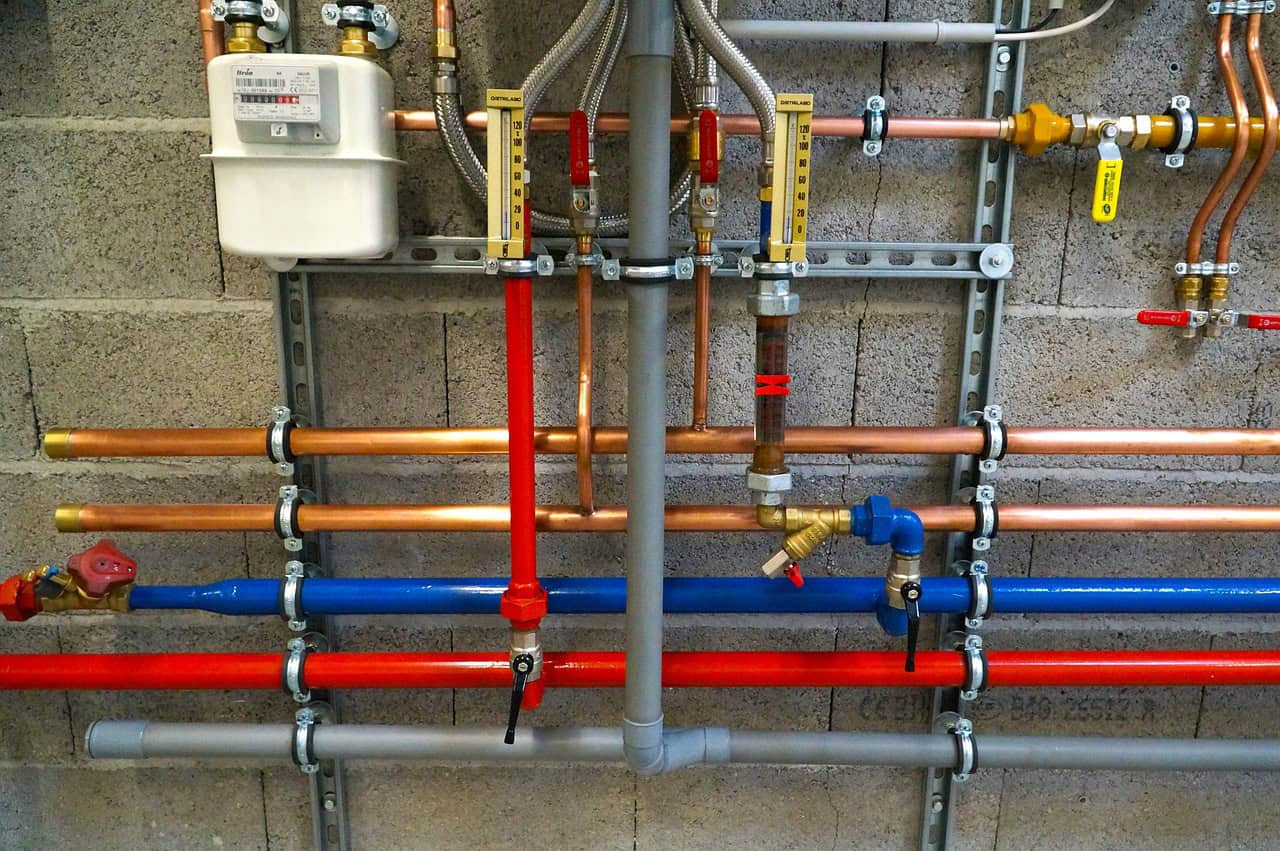 High-efficiency plumbing pipes and valves for residential and commercial heating systems.